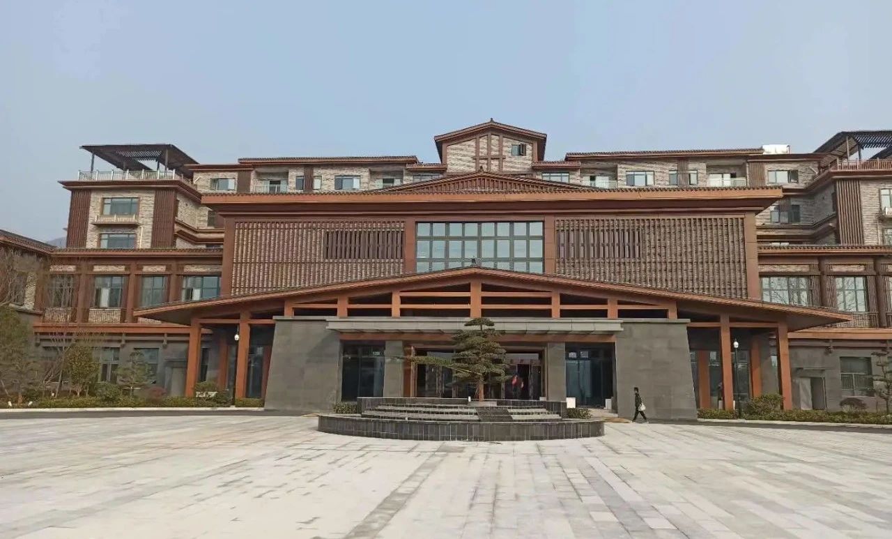 XPJ专业灯光音响扩声系统工程产品效劳于某旅馆！